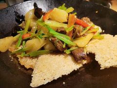 一个锅巴和时蔬-薇酌饮·陕西菜(南门外店)