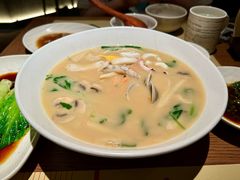 -荣家黄鱼面(前滩太古里店)