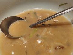 -忆江南·临江鱼馆