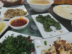 -秦扬居特色菜馆(上王村)