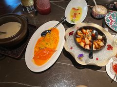 -海派悦庭·海胆烧麦·新融合菜(凯德广场店)