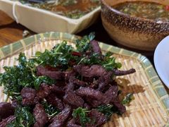 -汤锅大王(新平曹苏黄牛汤锅有限公司)