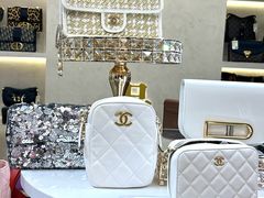 -六六奢品·vintage中古·回收二手奢侈品包包手表首饰(环球港店)