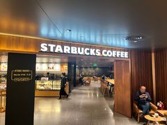 -星巴克臻选(国贸商城首店)