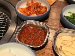 -明洞阿姨·韩式酱蟹烤肉·创意料理(三元桥店)