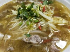 顺化牛肉汤檬粉-探越越南牛肉粉(江南西分店)