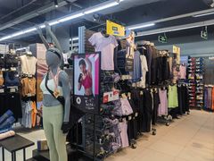-迪卡侬(烟台万达店)
