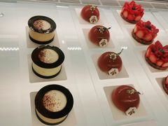 -潮一不贰·法式甜品·生日蛋糕·西式简餐(外滩店)