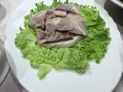 -品悦酒店(三林古镇店)