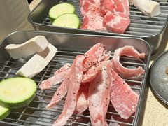 -蚂蚁洞·烤肉大营地(上海静安大悦城店)