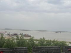 -巴陵广场