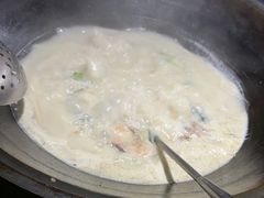 -陈大锅·岳阳鱼馆·地道岳阳菜(美食街店)