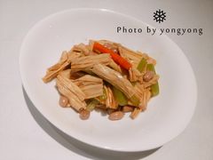芹菜花生腐竹-南门小馆·清真(国贸商城店)