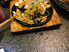 -何师烧烤Pro ·江湖川菜·小龙虾·精酿(太古里旗舰店)