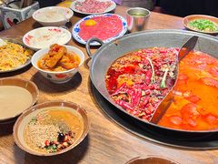 -萍姐火锅·公路夜市(武汉首店)