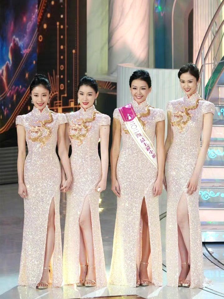 香港小姐冠亚季诞生!10号意难平啊!