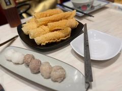 -鲜入围煮花胶鸡海鲜火锅