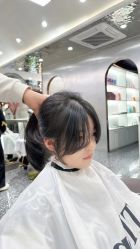 -Tloml salon