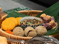 -野山舂·贵州现舂酸汤火锅(鸿通城店)