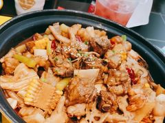 -多嘴超级肉蟹煲(中街恒隆故宫店)
