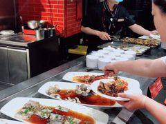 -四海一家自助餐(益田假日广场店)