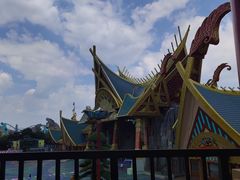 -七彩云南欢乐世界