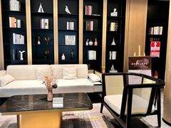 -雲宜贵宾舍酒店(深圳龙东地铁站店)