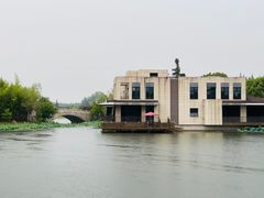 -上海怡沁园度假酒店