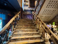 -老牌坊云南鱼豆花火锅(爱建店)