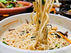 -云海肴·汽锅鸡·云南菜(天山百盛优客店)