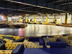 -极限PLAY运动娱乐新世界·团建派对表演休闲馆·室内高空游乐园