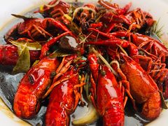 酱焖水果酵素小龙虾-小鳌陪你小排档·四季小龙虾·田鸡·宵夜(中央第五街店)