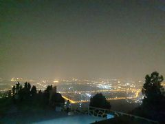 -鬼笑石后山停车场
