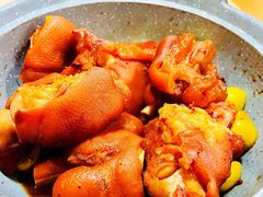 猪蹄板栗-老家信阳菜(北京路店)