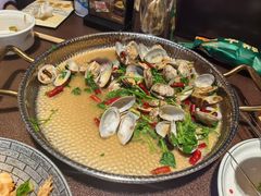 -曼听小寨海鲜烧烤·大连辣炒大王(盖州街店)