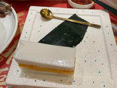 -悦得闲广式点心茶楼(蓝鲸世界店)