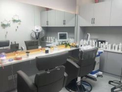 -CUT CUT Hair Salon