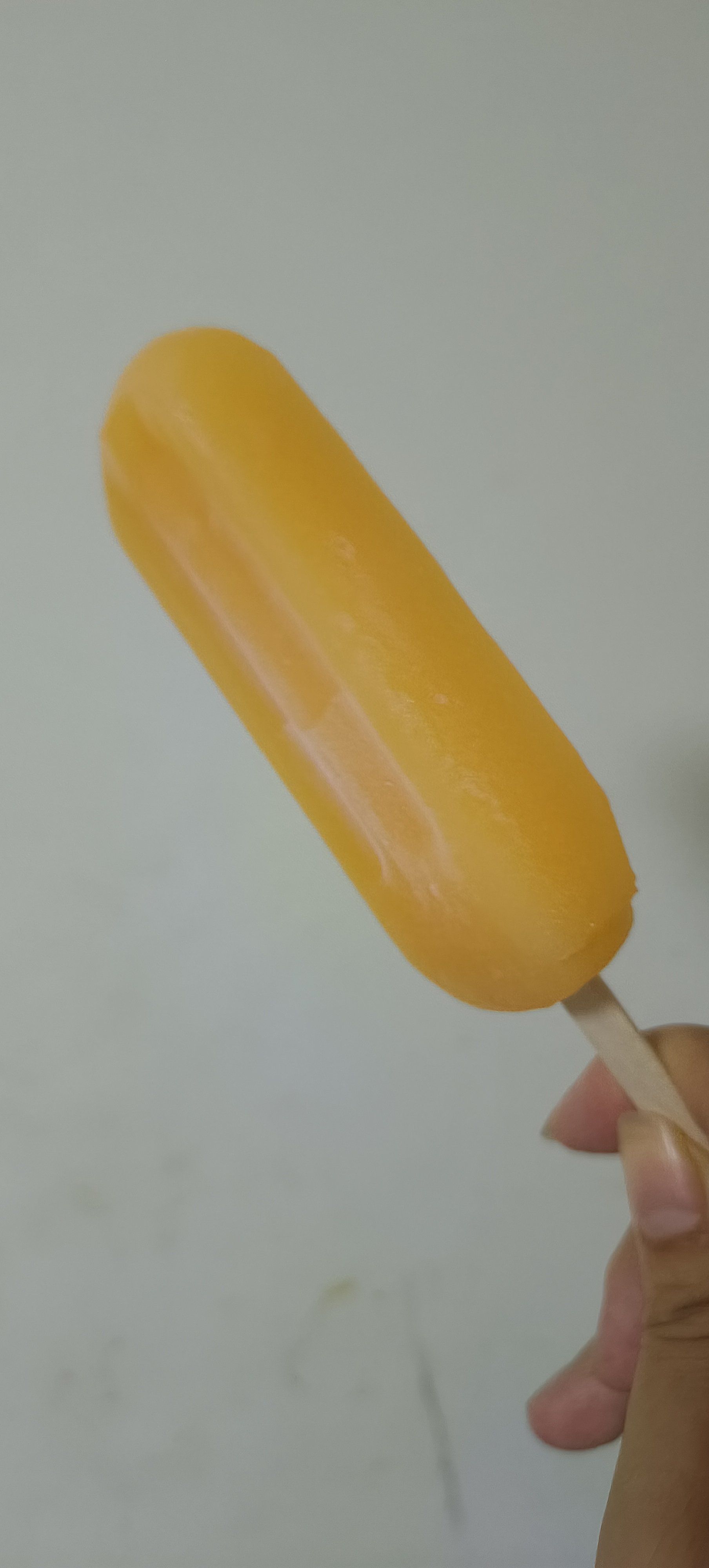 天气热,来根清凉雪糕