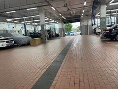 -长沙中升聚星奔驰4S店(望城店)