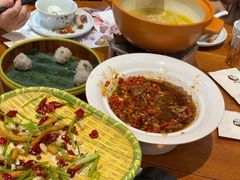 -黄泥岗·地道湖北菜(奥特莱斯店)