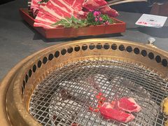 -铭牛烧肉·和牛海鲜自助(高新月牙湖店)