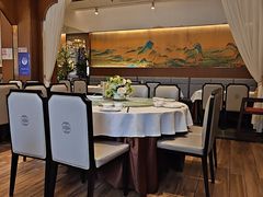 -湘阅•威海海鲜•湖南味道(华宝店)