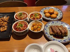 -炉小二铜锅牛蛙•川湘菜(三里屯店)