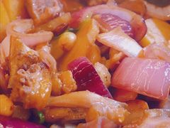 -胡须佬鸡煲四季火锅店(石厦西村直营店)