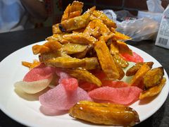 -靠山屯东北农家菜(八龙桥雅苑店)
