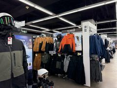 -迪卡侬(徐泾店)