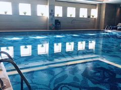 -盛捷游泳·潜水·高尔夫培训(凯德广场店)