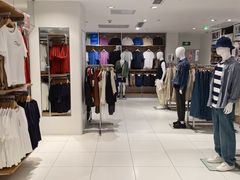 -优衣库(北京万柳华联购物中心店)