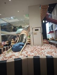 -奈尔宝家庭中心·亲子餐厅(华采天地店)