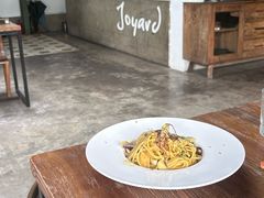 -喜洲吧·江畔老船厂·庭院餐厅(喜临院店)